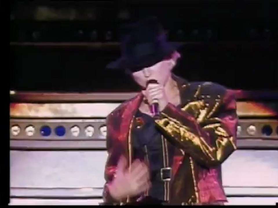 Madonna  -  White Heat    (Ciao Italia,Live From Italy,1988)