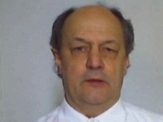 Voeux  2013 francais pas imbéciles c/ montebourg hollande delocalisation liberalisme