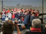 Juliette fait son premier spectacle de Noël pour l'école