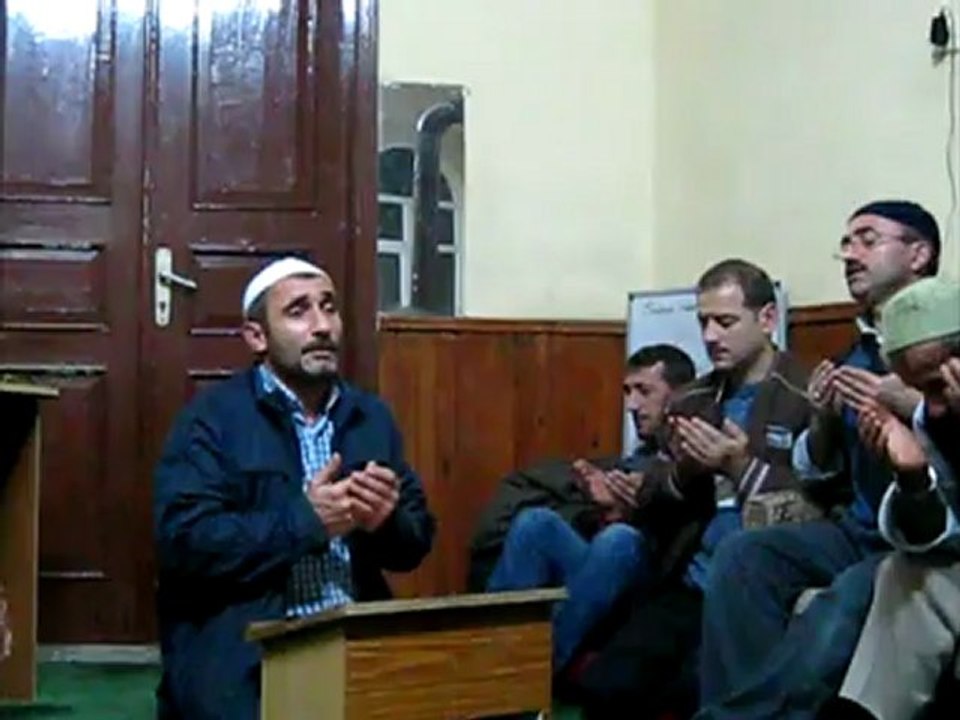 31.12.2012 PAZARTESİ  2013 YİLBAŞİ AKŞAMİ  OMER BUYUK  HOCANİN CAMİSİNDE İDİK