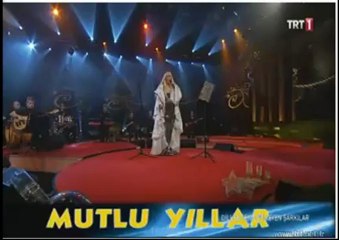 Bir düşmeye gör Zerrin Özer 2013