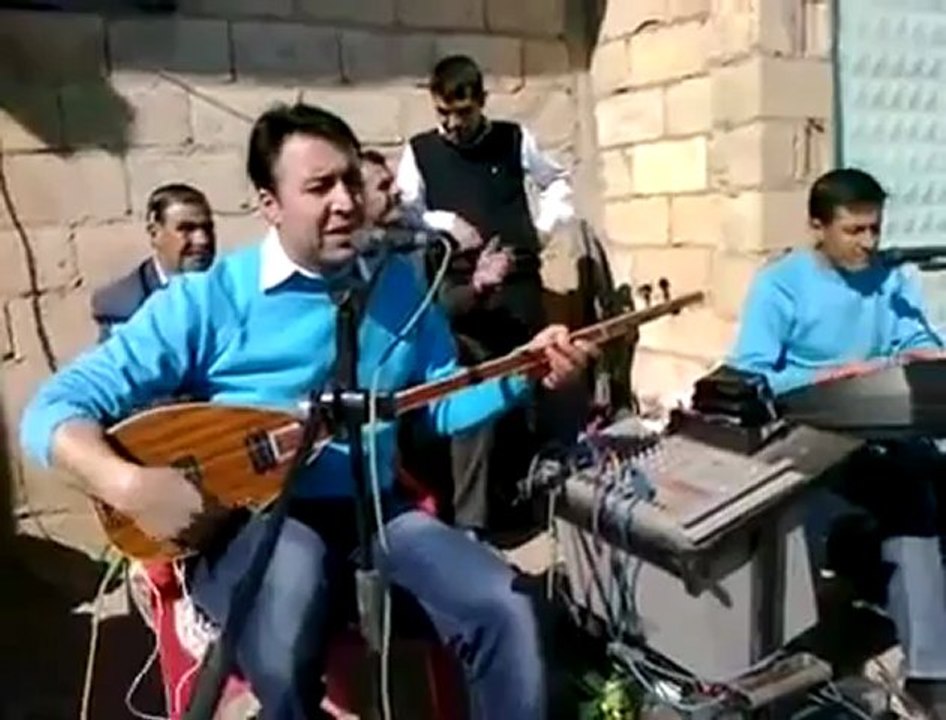 izollu mehmet konya da dugunde 2011.. - YouTube