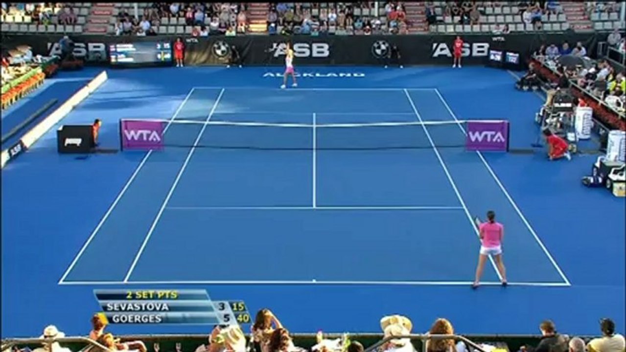 Auckland: Görges gewinnt Auftaktmatch