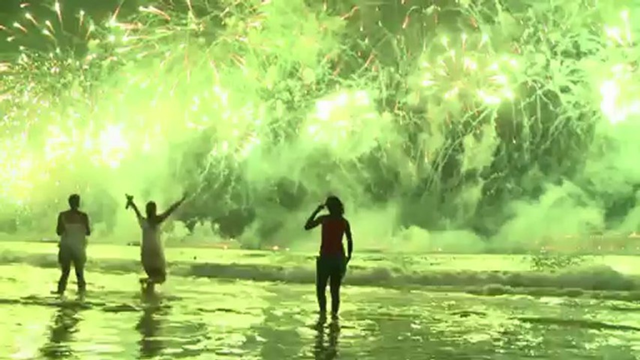 Rock in Rangun und Feuerregen in Dubai: Die Welt begrüßt 2013