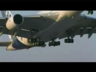 A380 Batendo a cauda na pista durante a decolagem