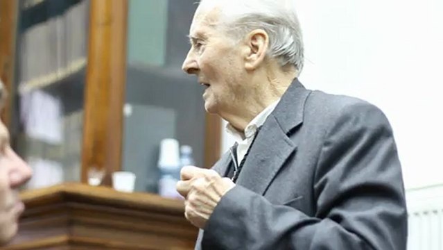 Dl Ilie Tudor recita din Radu Gyr - Lansare Documente din Arhiva Corneliu Zelea Codreanu la Craiova