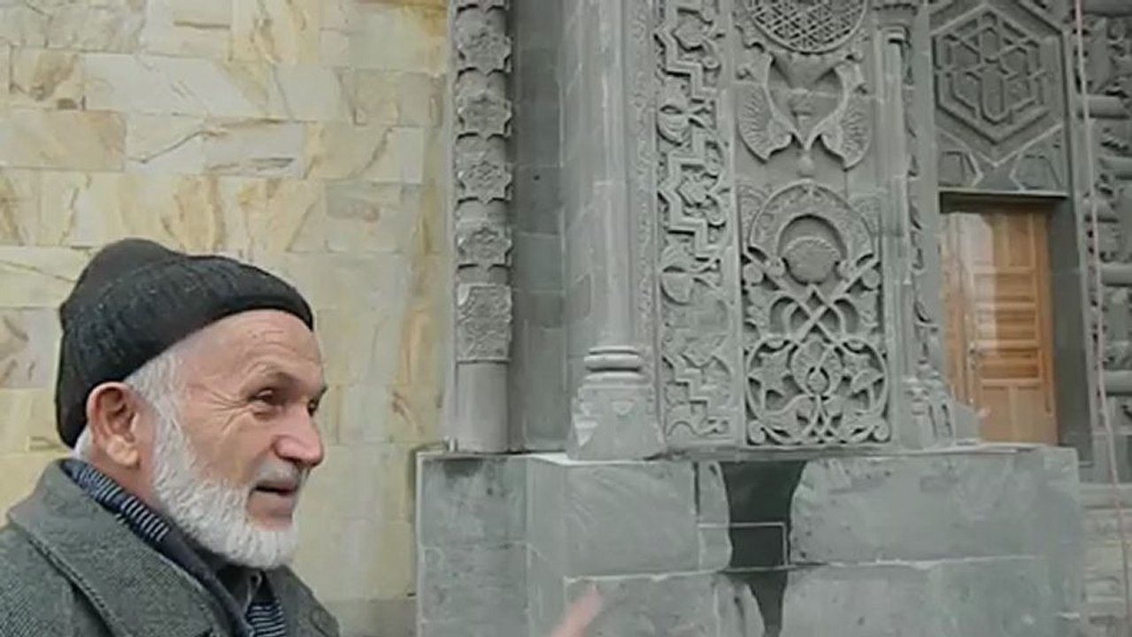 RAMAZAN HOCA KAPIYI ANLATTI