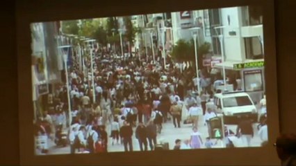 Yaşamak , insa etmek, korumak: şehirlerin sorunları: Serhan Ada: "İzmir körfez tasarım projesi" sunumu