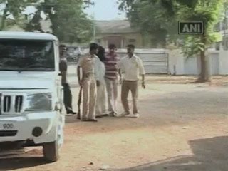 Gujarat police arrest ten Maoists in a span of two months.mp4