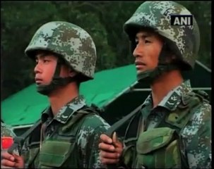 India, China acquaint each other with their weapons.mp4