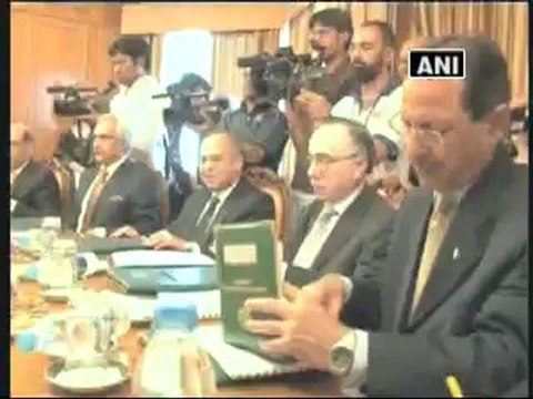 India, Pak Foreign secretaries hold talks to bridge trust deficit.mp4