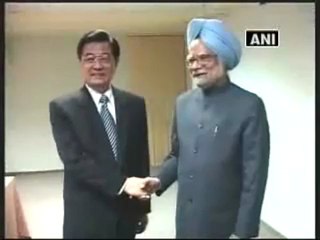Indian Prime Minister meets Chinese President.mp4