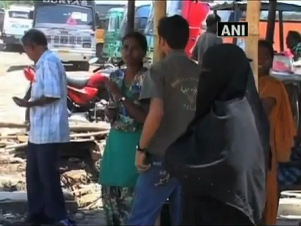 Nationwide shutdown by Maoists hits normal life.mp4
