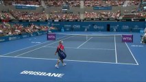 Brisbane - Kerber vence a Puig (3-6 6-4 7-6)