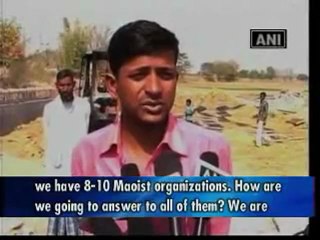 Maoists burn down tractor, machinery in Jharkhand.mp4