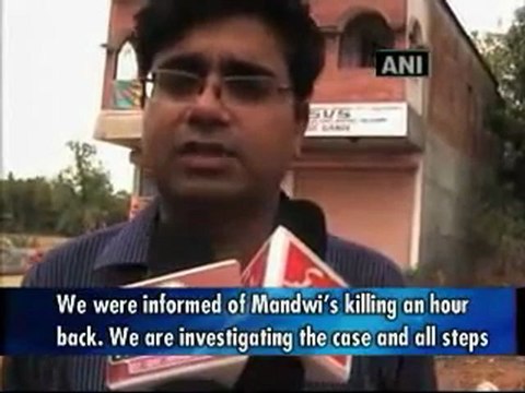 Maoists kill police official four villagers in Chhattisgarh.mp4