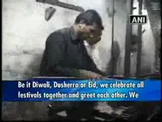 Muslim and Hindu partners successfully run business.mp4