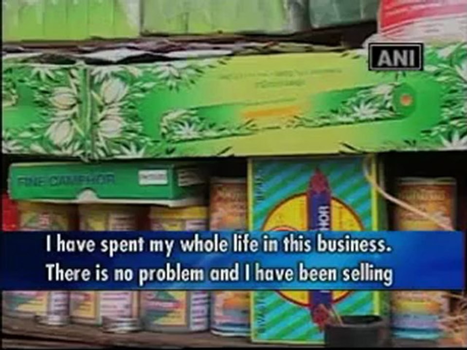 Muslims make Hindu god idols,exemplify communal harmony.mp4