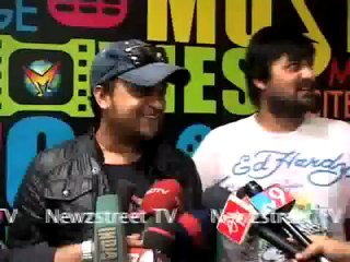 15Ft Guitar unveiled by Sajid-Wajid for Bryan Adams..mp4