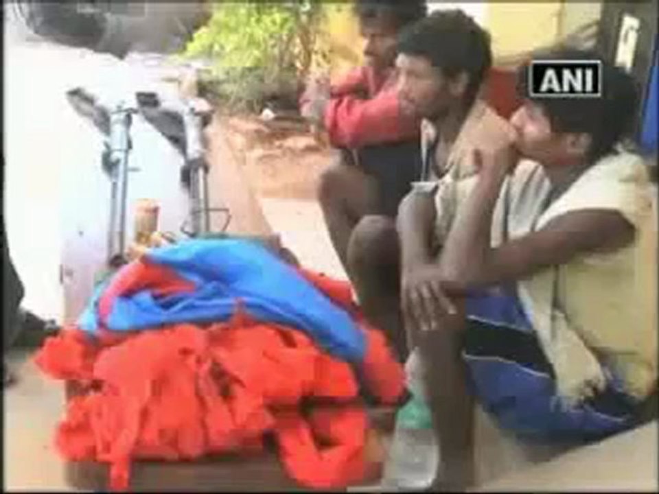 Police arrest three Maoists in Orissa.mp4