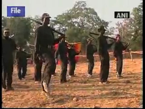Pro-Maoist villagers torch the Range Forest office in West Bengal.mp4