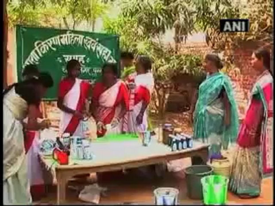 Self help groups empower rural women in Jharkhand.mp4