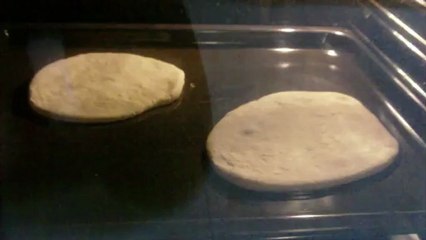 Cuisson de pains pitas