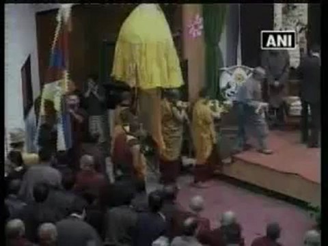 Tibetan exiles gather for a six-day conclave.mp4