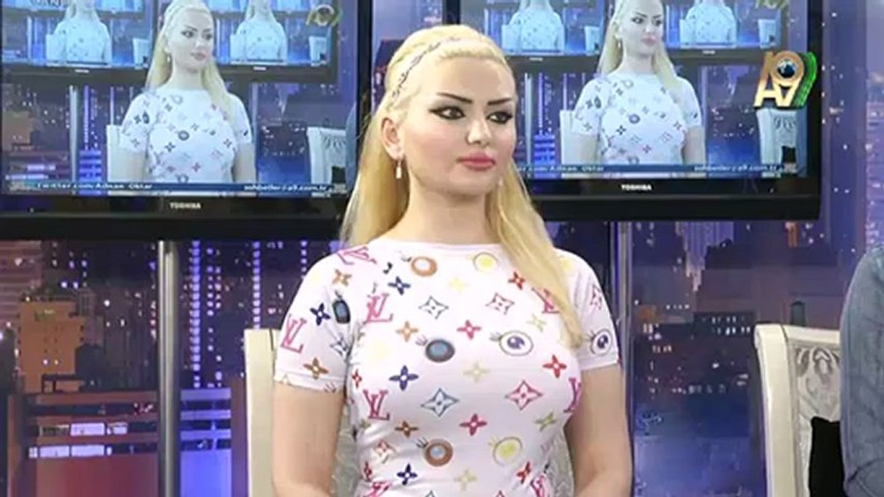 İmtihan olduğumuz için Allah mucizeleri aklın ihtiyarını almayacak şekilde yaratır.