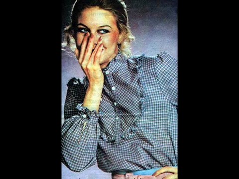 Emel Sayın - Ah Bu Şarkıların Gözü Kör Olsun -