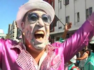 Download Video: South African Minstrels Bring The New Years Party To Cape Town