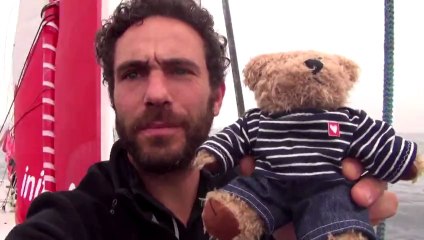 6ème enfant opéré ! Le mot de Tanguy de Lamotte depuis son bateau Initiatives-Coeur