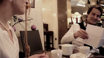 Marie et Romain dans les rôles d'Adelaïde et Jean-Eudes | lastminute.com