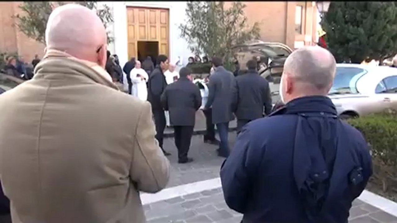 IcaroTv. L'ultimo saluto alla piccola Sofia