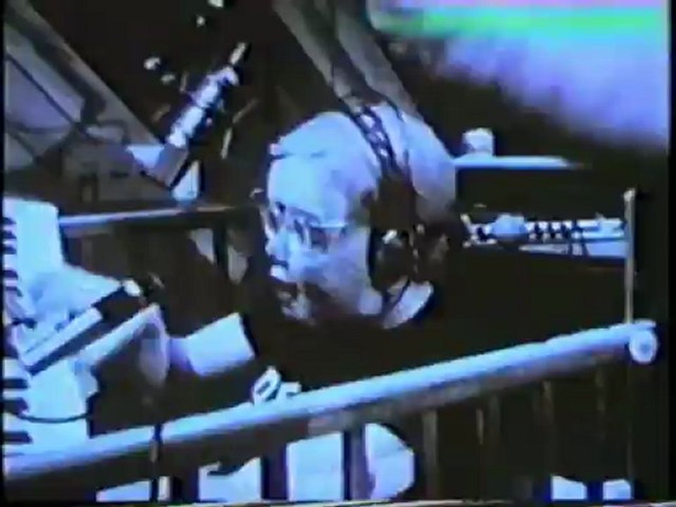 Devo - Hey Hey My My (Into the Black)