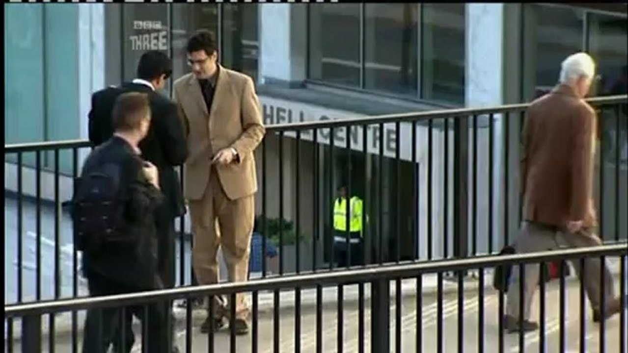 The.Real.Hustle.S01E07.TVRip.XviD