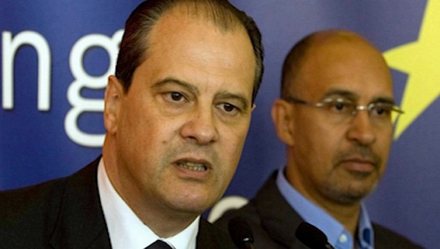 Cambadélis : Depardieu, une citoyenneté russe de papier