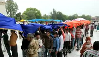 Agra-Taj Mahal-16.flv