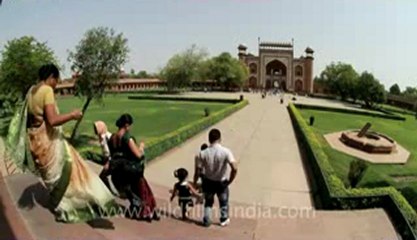 Agra-Taj Mahal-55.flv