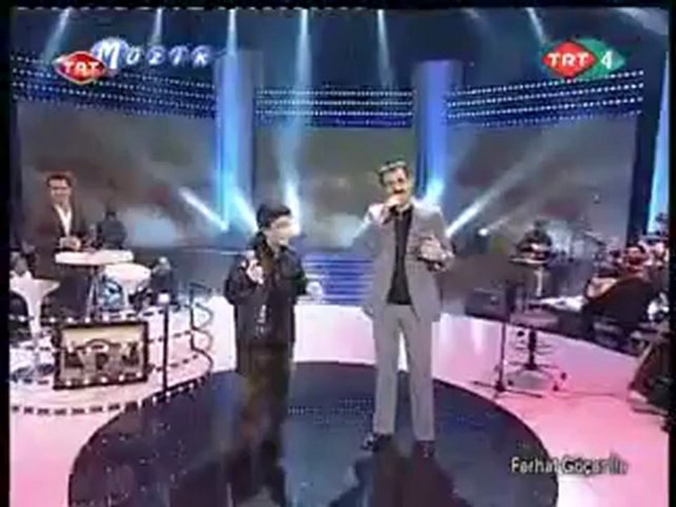 Güler Duman  &  Hüseyin Turan Kirpiğin Kaşına Değdiği Zaman -