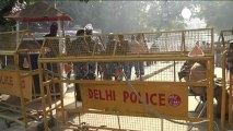 Father of Indian gang rape victim demands dealth penalty