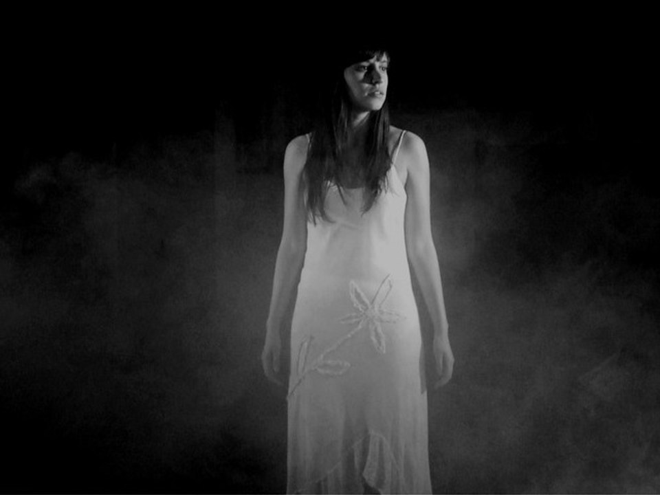 Calor humano (Trailer) cortometraje de reflexion, felicidad.