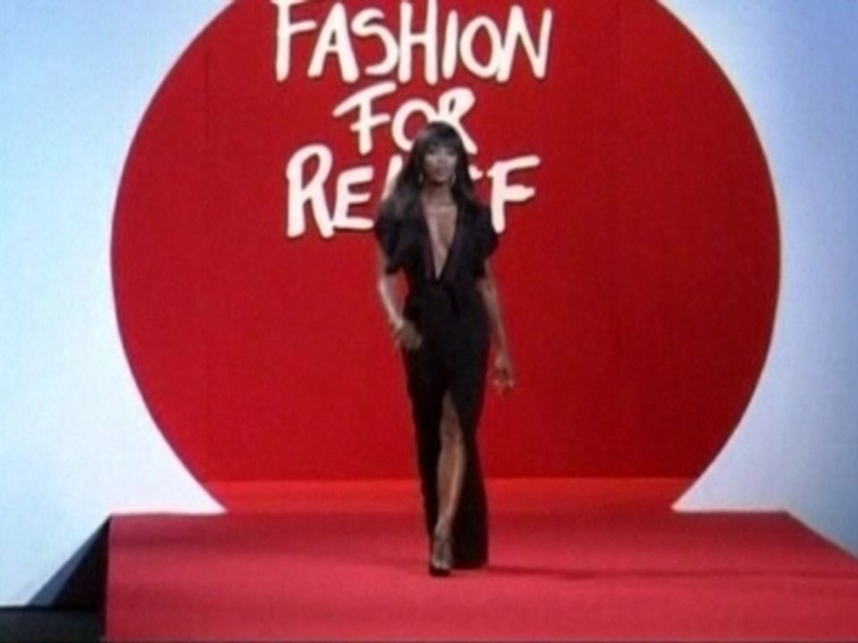 Naomi Campbell mugged, George Lucas engaged