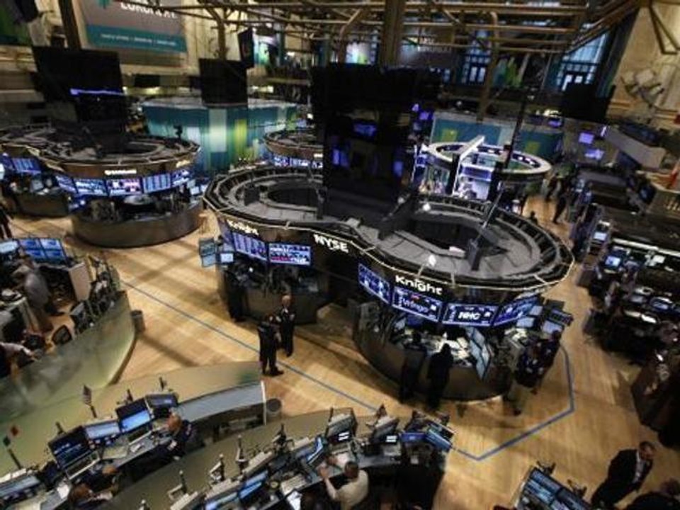 Data Helps Lift S&P 500 to Five-Year High