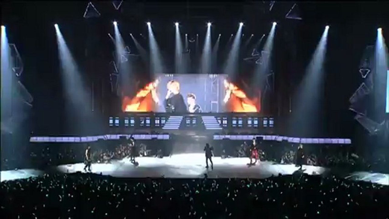 [Perf] UP & DOWN - SHINee @ 1st Concert in Seoul DVD Disc 2