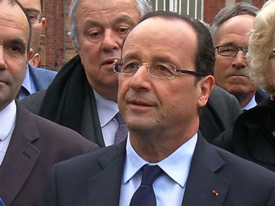 Prise de parole après la visite de l'exposition "Pierre Mendès France" au musée de Louviers