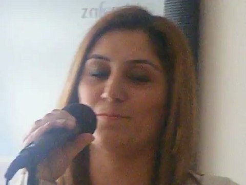 Perihan SARSILMAZ - Aman Hasta Düştüm Gurbet Ellerde - Urfanın Etrafı Dumanlı Dağlar - Solo çalışması - 05 Ocak 2013