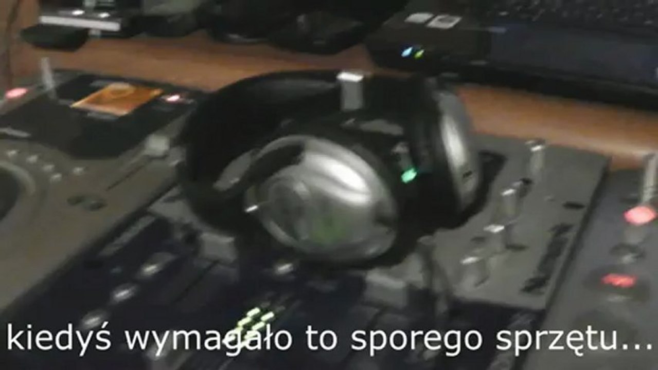 Muzyka wokół mnie na każde zawołanie - Michal Roguski