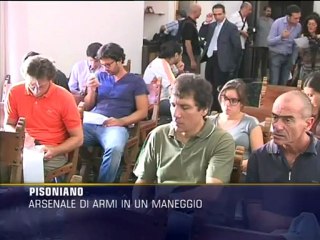 Arsenale di armi in un maneggio