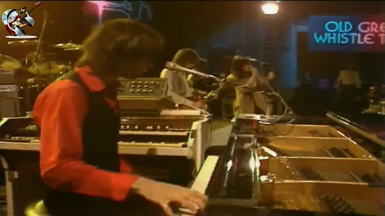 Patti Smith Group - Because The Night